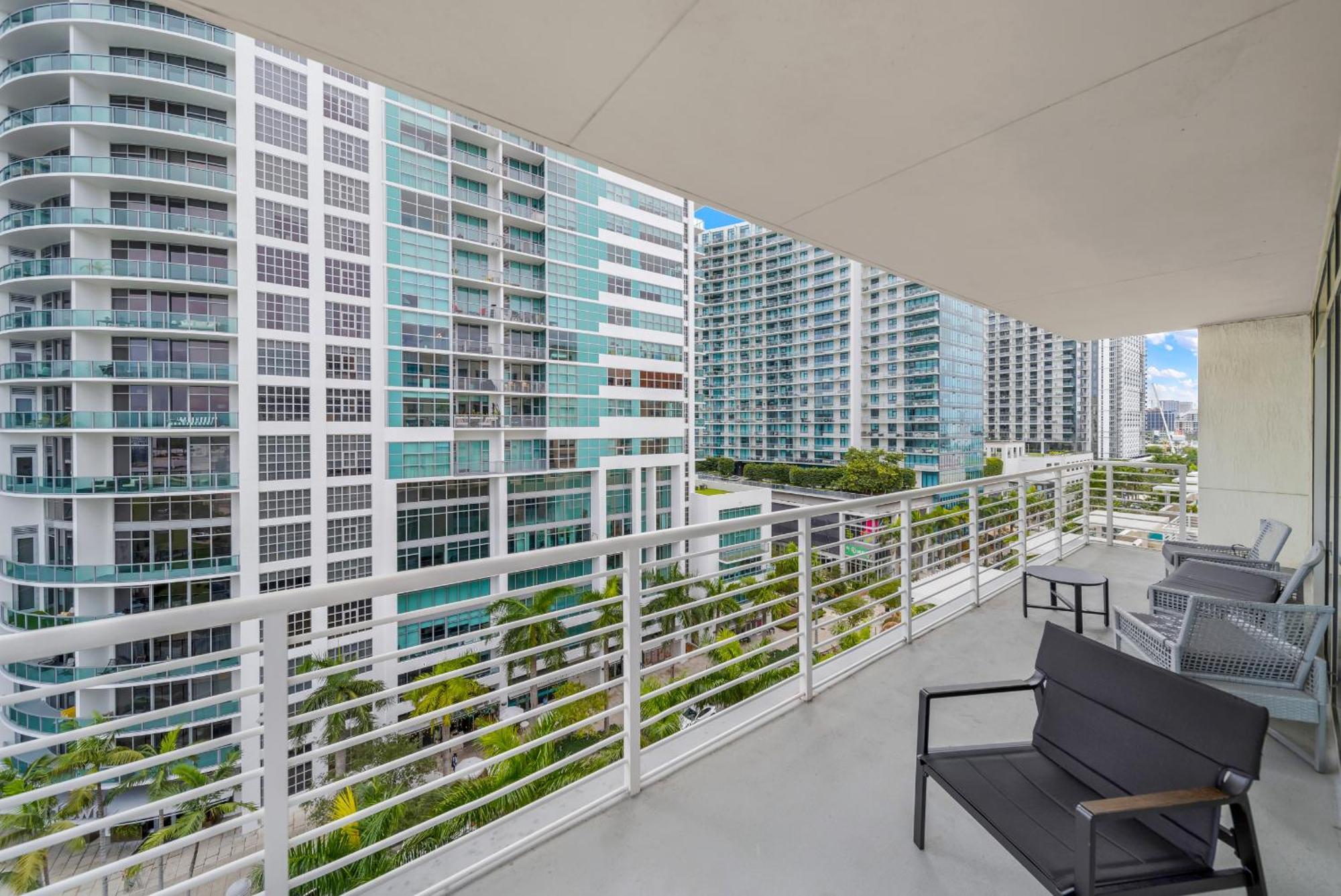 Spacious 3-bedroom Midtown Appartement